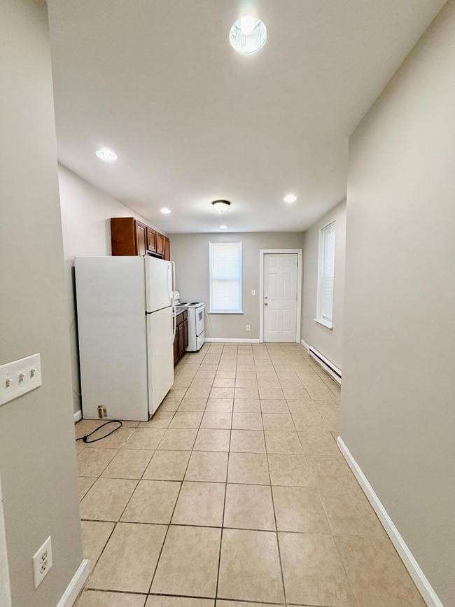 Building Photo - 1448 S 27th St