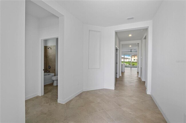Building Photo - 15078 White Pearl Rd