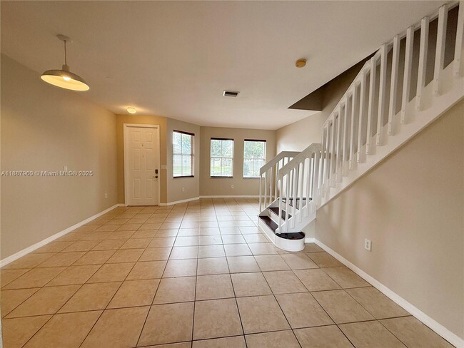 Building Photo - 13741 SW 274th Terrace