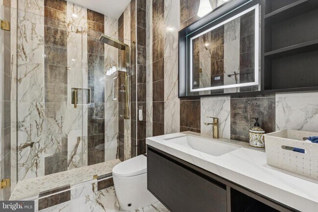 Building Photo - 855 Dolley Madison Blvd