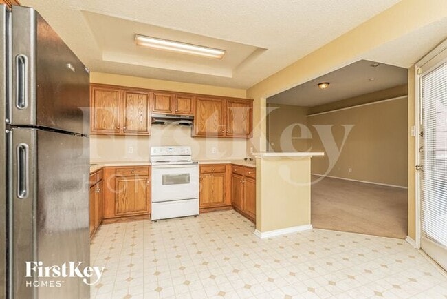 Building Photo - 137 Sequoia Rd