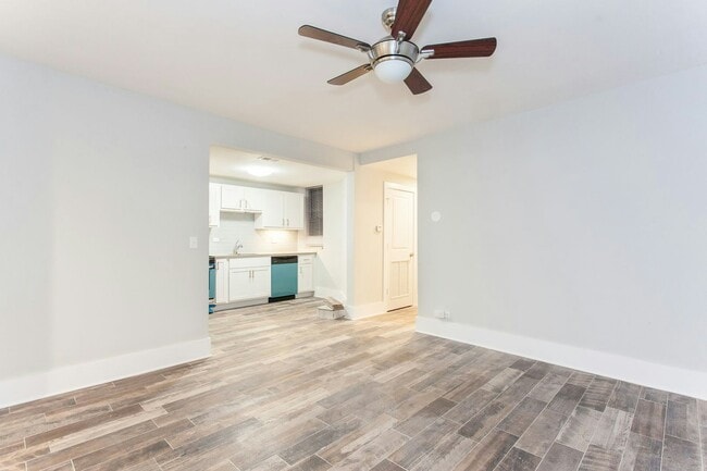 Building Photo - 2922 1/2 West Logan Boulevard, Chicago, IL...