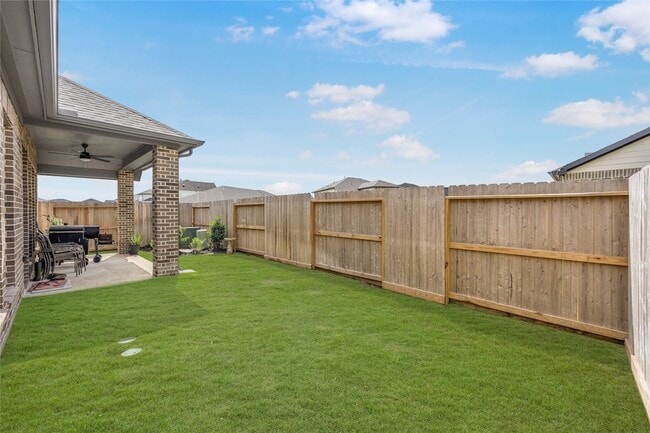 Building Photo - 31243 Riley Hts Dr