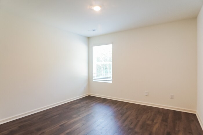 Building Photo - 5776 Timber Leaf Lp