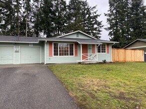 Building Photo - 17416-17418 8TH AVE CT E