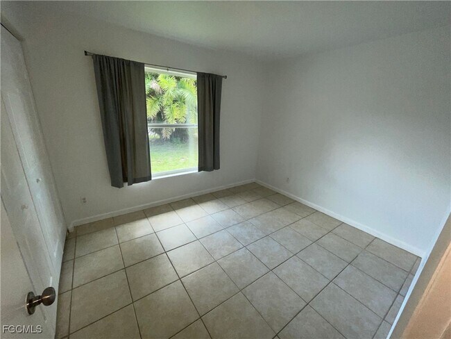 Building Photo - 2630 Purslane Dr