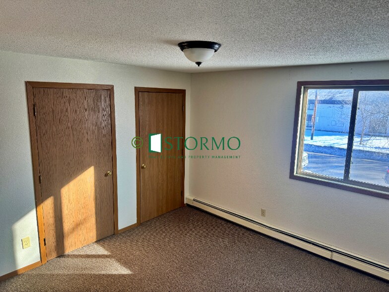 Building Photo - 1311 6th Ave S