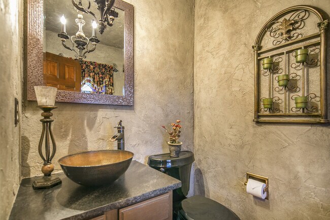 Building Photo - Breathtaking Three Bedroom Townhouse In The Pinery On The Golf Course