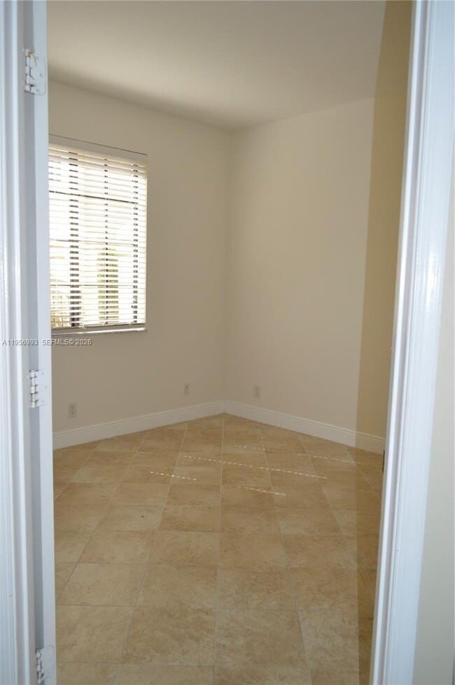 Building Photo - 1591 Passion Vine Cir