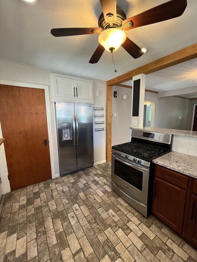 Building Photo - Merion Village Single-Family Home with Flexible Living Areas and Outdoor Space
