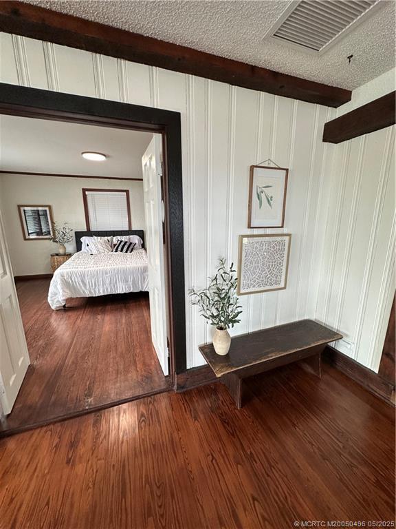 Building Photo - 4490 NE Indian River Dr