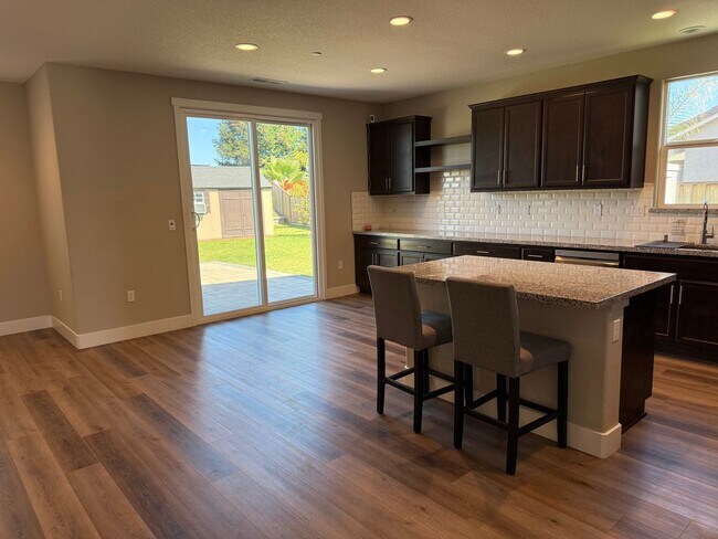 Building Photo - Your Own Private Retreat—Right in the Heart of Everything