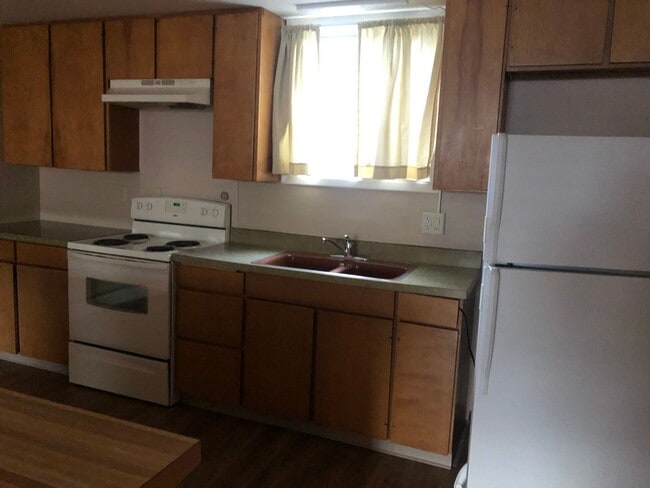 Building Photo - 2 Bedroom 2 Bathroom Apartment