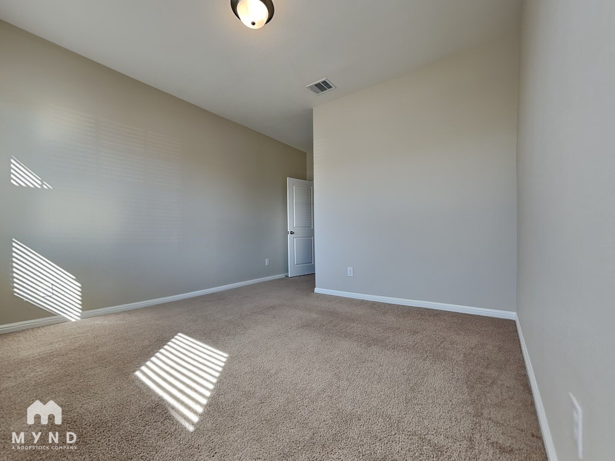 Building Photo - 12608 Henry Clay Dr