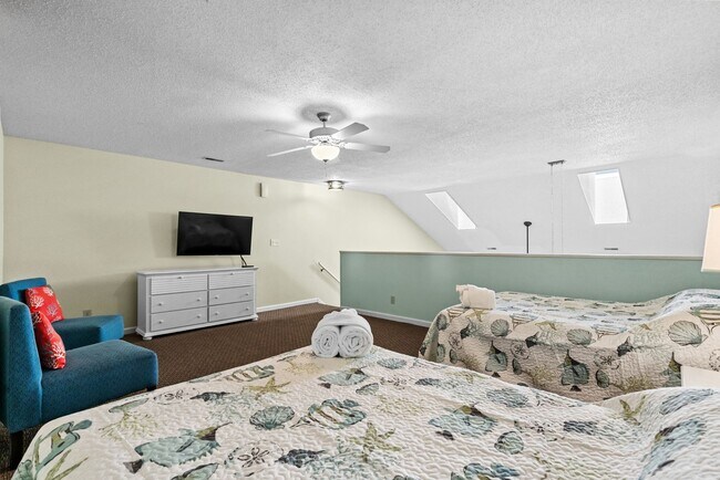 Building Photo - All Inclusive Seasonal Rental in Grand Pal...