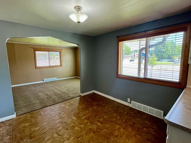 Building Photo - 3 Bed 1 Bath Single Family Home in Wausau