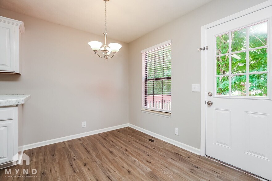 Building Photo - 404 Bridgeton Cove Ct
