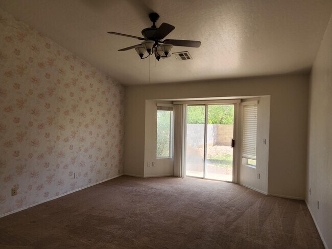 Building Photo - 1126 W Grand Caymen Dr