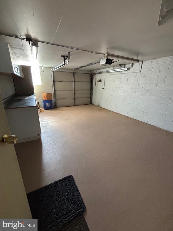 Building Photo - 2830 Willits Rd