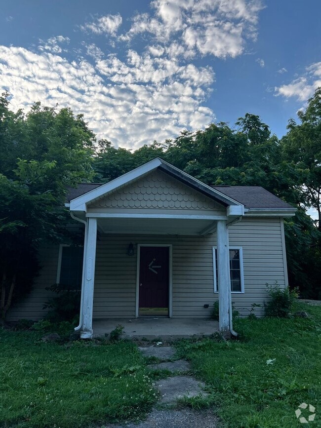 Building Photo - Welcome to this newly remodeled, single-fa...