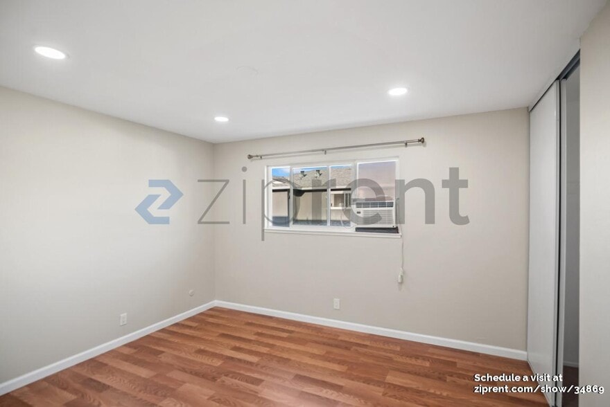 Building Photo - 3314 Landess Ave