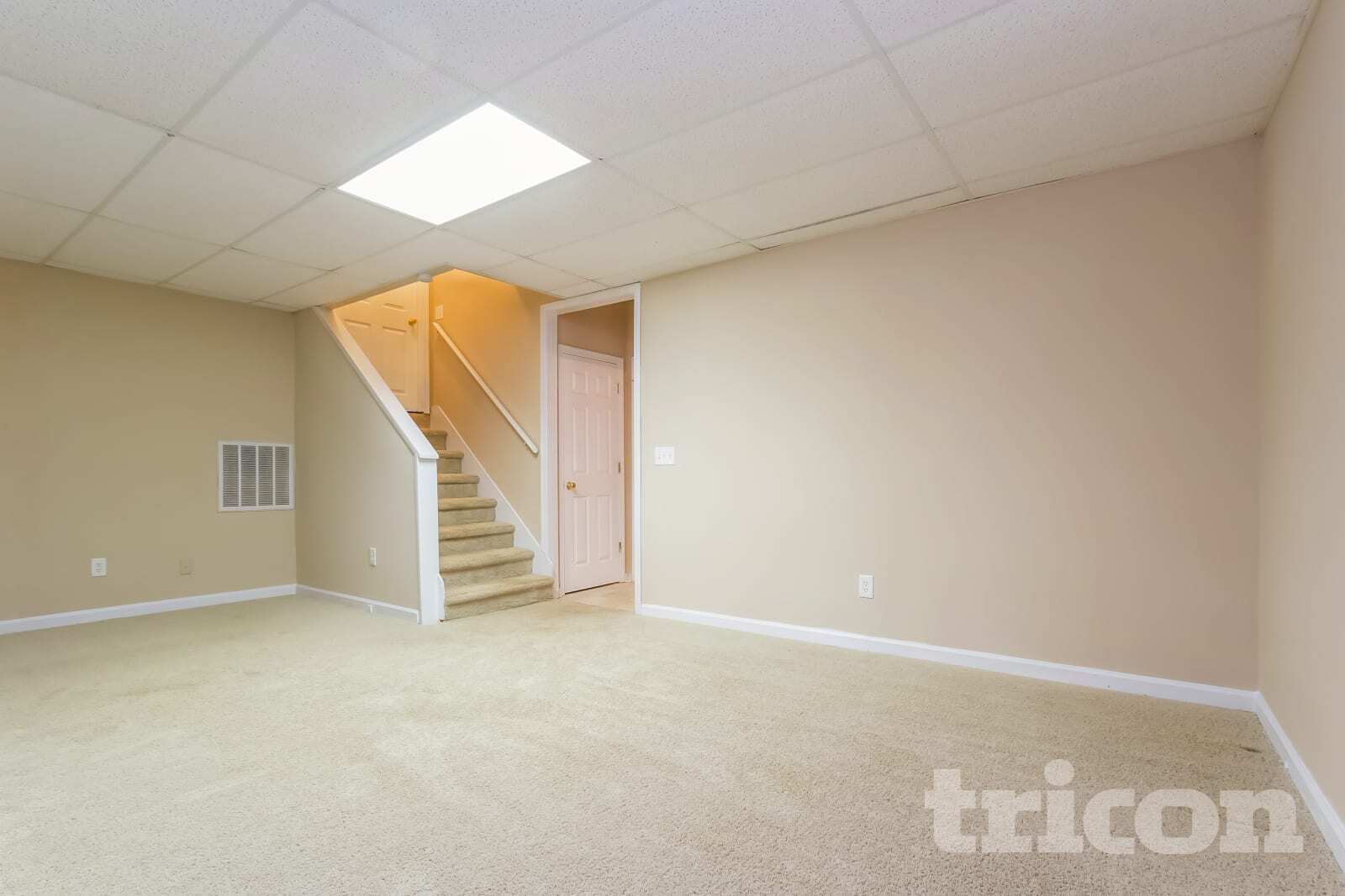 Building Photo - 4900 Tahoe Ct