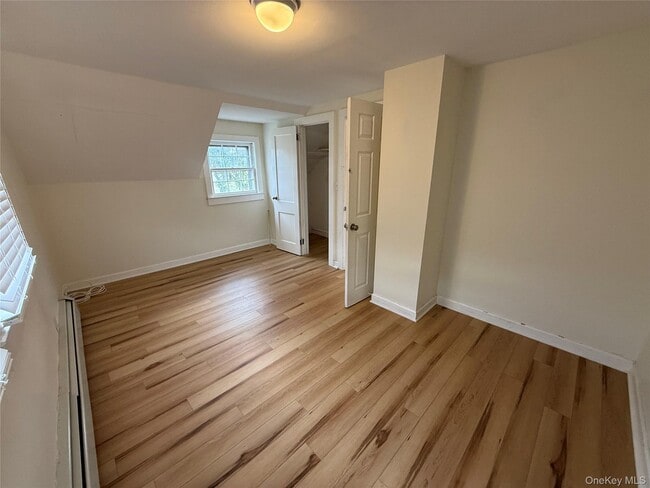 Building Photo - 4 St Marks Pl