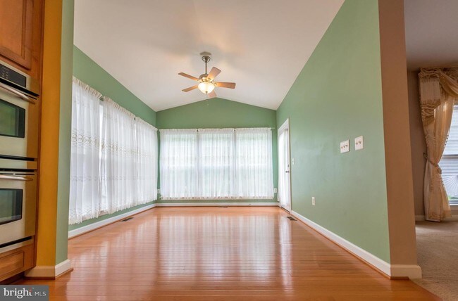 Building Photo - 18494 Quantico Gateway Dr