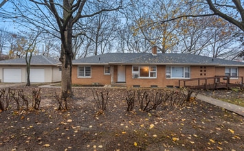 Building Photo - 1320 Alms Dr