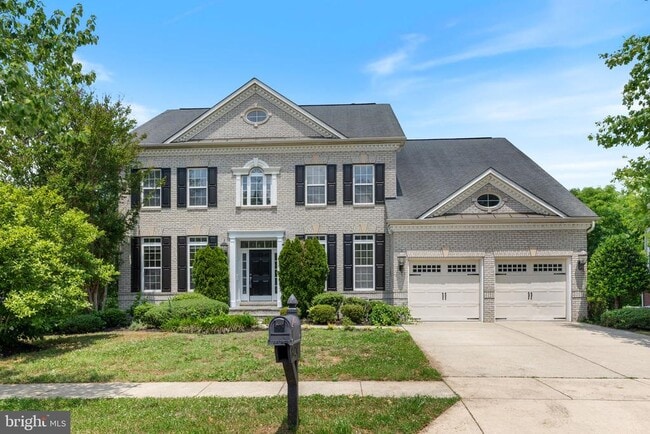 Building Photo - 15436 Symondsbury Way