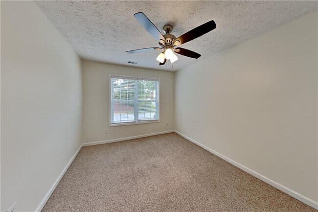 Building Photo - 5135 Gable Ridge Way
