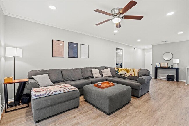 Building Photo - 2503 46th St