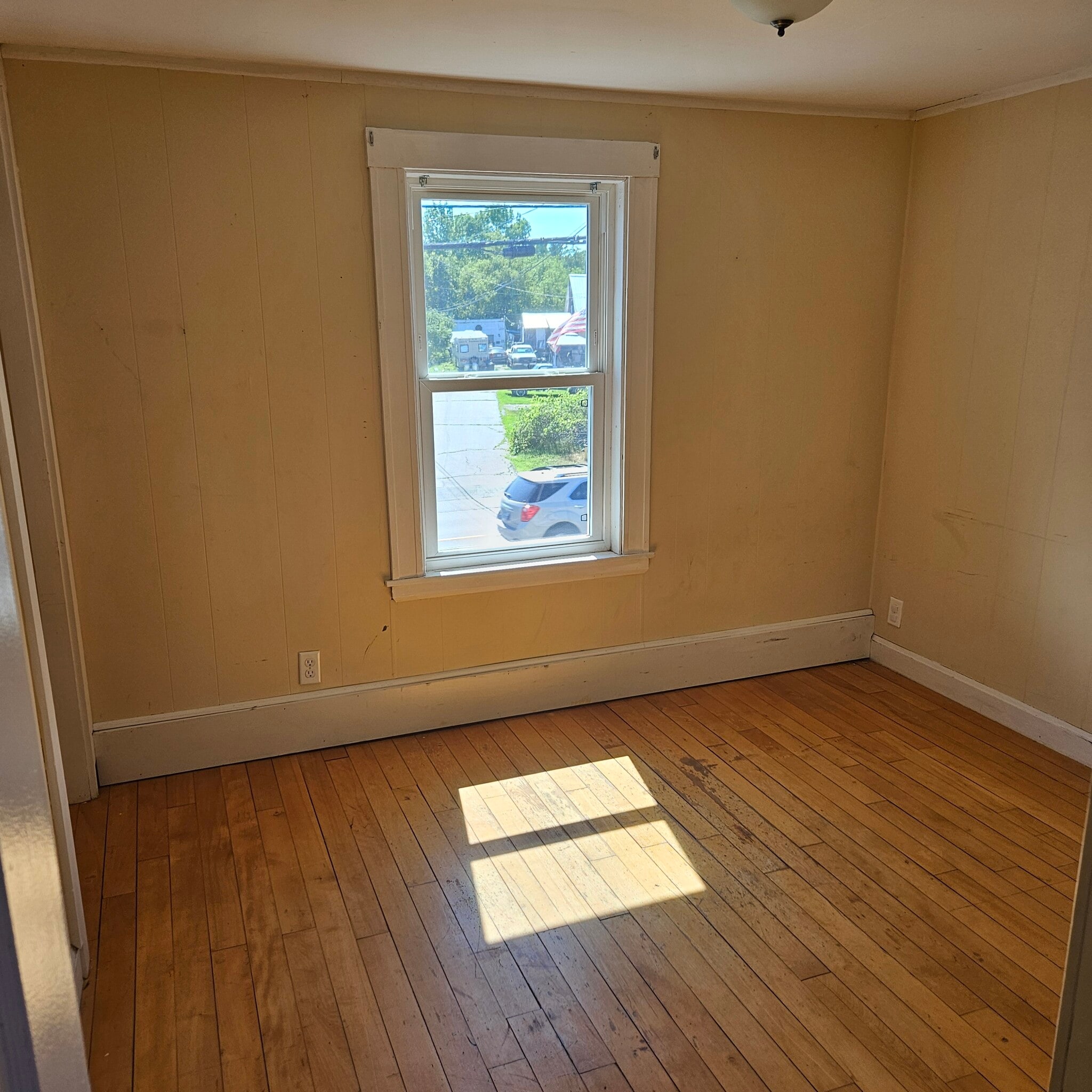 Beedroom # 2 - 1011 Main St