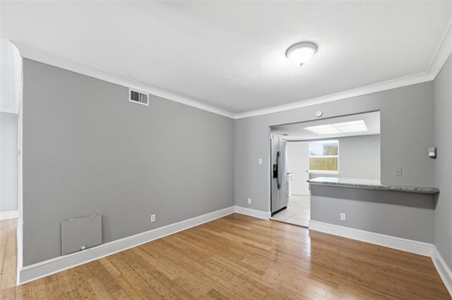 Building Photo - 7807 Meadow Park Dr