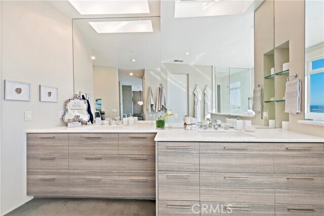 Building Photo - 535 Dunnegan Dr