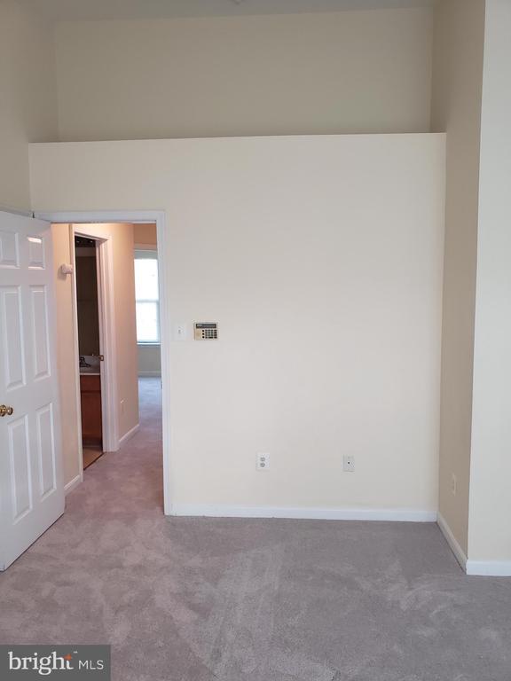 Building Photo - 2102 Racquet Pl