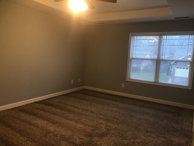 Building Photo - Spacious 2 story home in Whispering Woods!