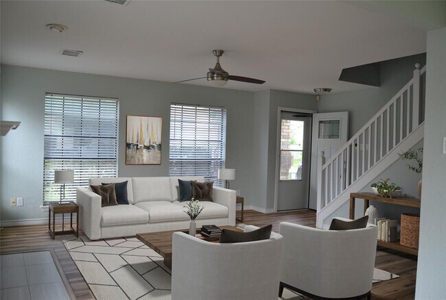 Building Photo - 2501 Autrey Dr