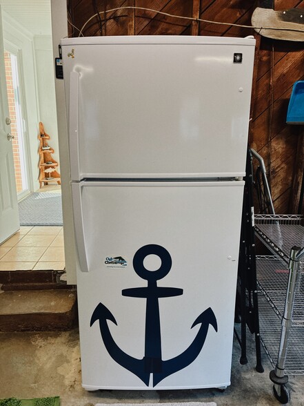 Building Photo - 6946 Hickory View Ln