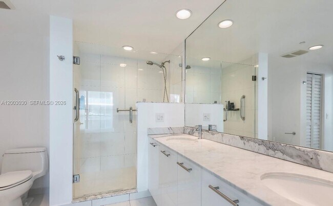 Building Photo - 55 SE 6th St