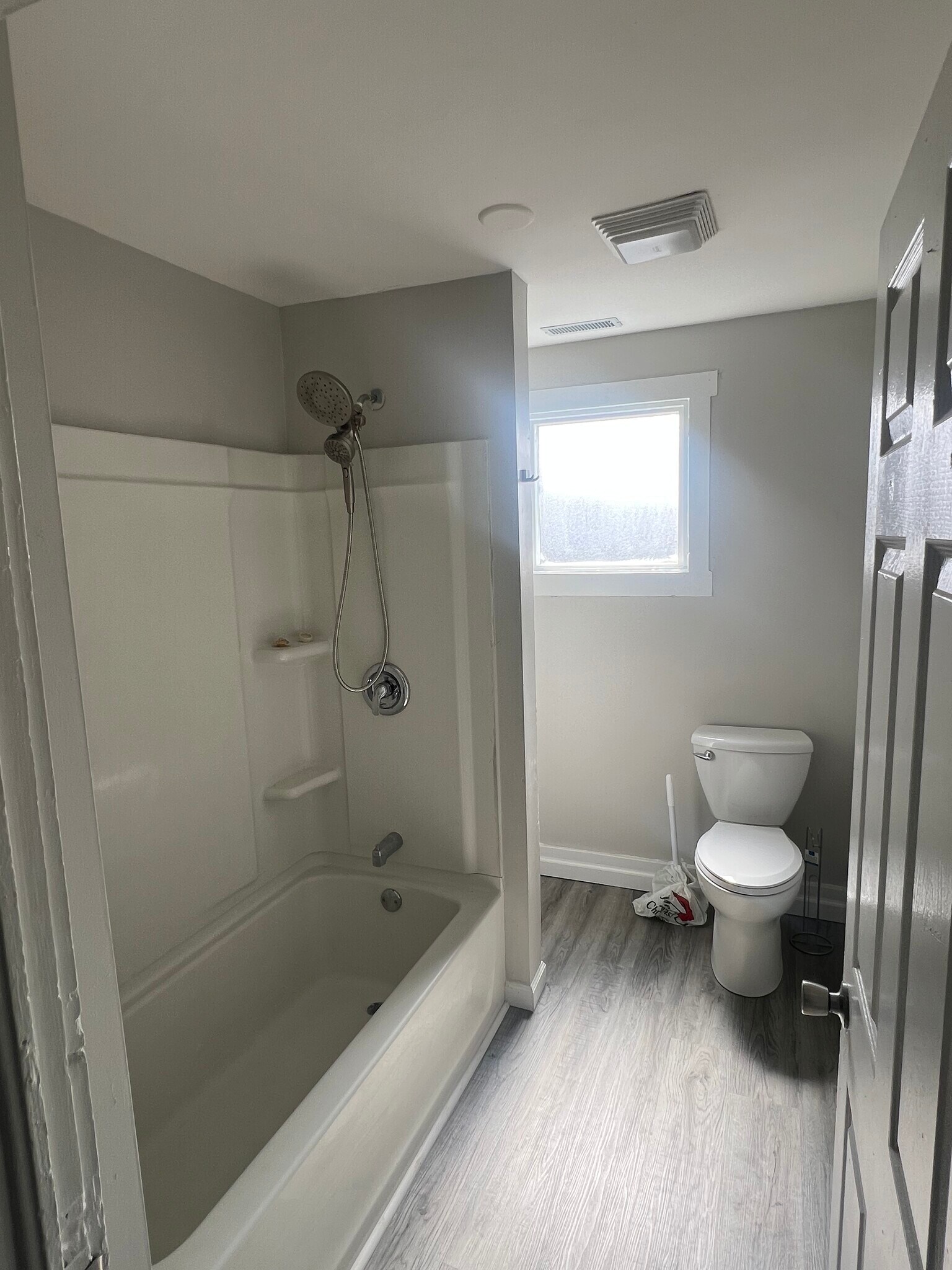 Building Photo - 125 S Watt St