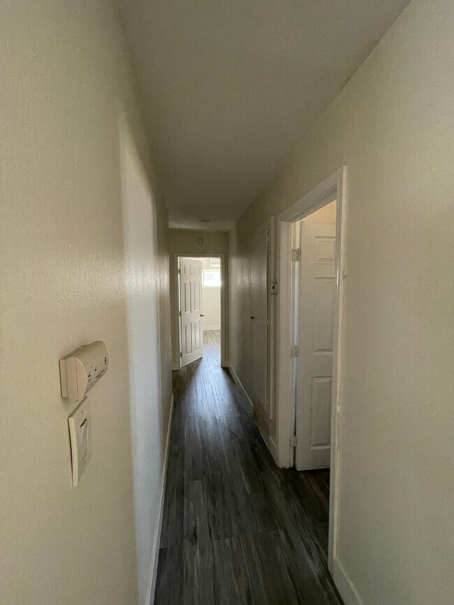 Building Photo - For Rent – 3 Bed, 2 Bath Home in Rowland Heights