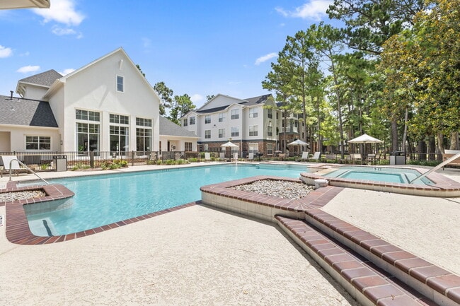 Resort-Style Pool