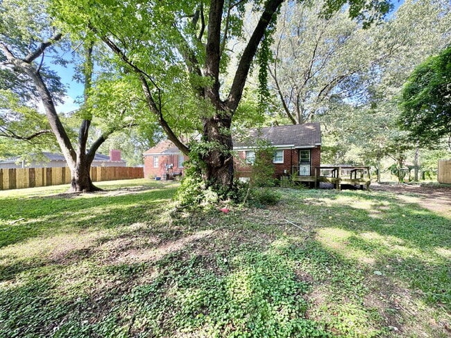 Building Photo - 3542 Millington Rd