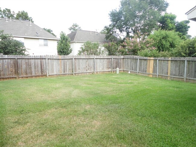 Building Photo - 17322 Pikes Peek Ct