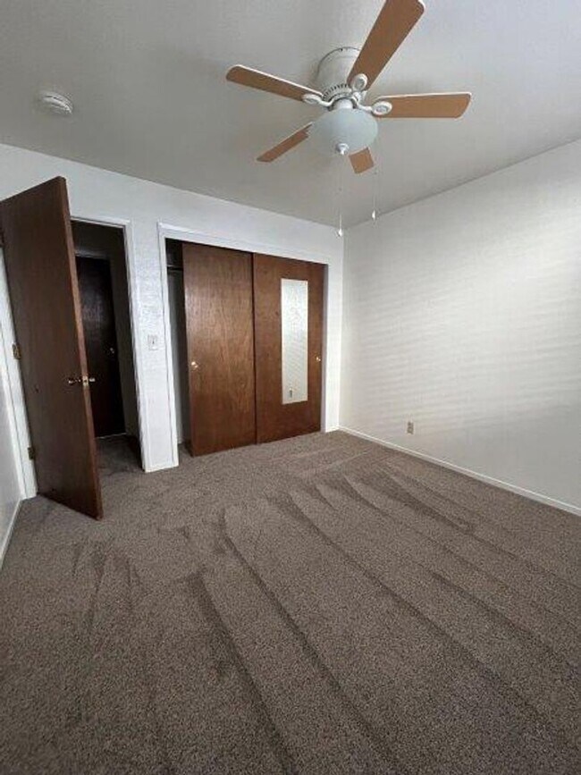 Building Photo - MOVE IN SPECIAL!!! $250 OFF FIRST MONTH'S ...