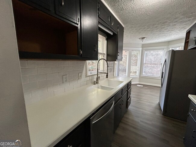 Building Photo - 4870 Wade Valley Way