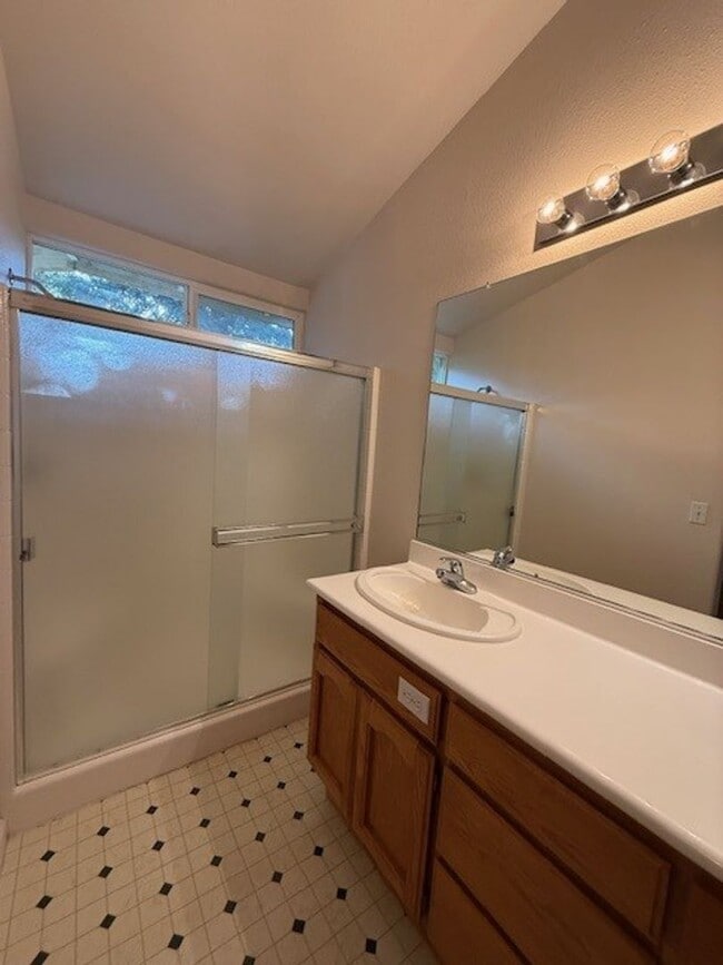 Building Photo - Coming Soon!