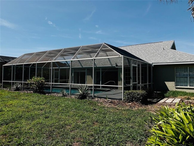 Building Photo - 30 Fairway Rd