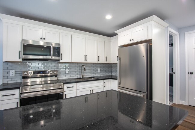 Building Photo - 4826 33rd St